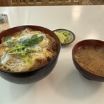 とんかつ 末吉 - 蓋を開けると思わず声が出たw