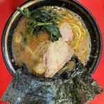 豚骨醤油ラーメン 王道家 - 