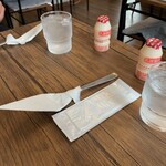 喫茶 田川 - テーブル①