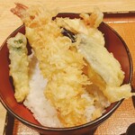 そば処 金の蕎麦 - 「（小）天丼セット　温そば普通盛り」990円