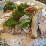 タイの食卓 クルン・サイアム - カオ・マン・ガイのアップ