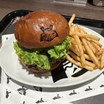 224724019 - 【2023.11.18(土)】ダブルチーズバーガー2,380円＋ポテトセット（ドリンクバー&ポテト）480円→0円