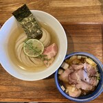 ヨコクラストアハウス - 