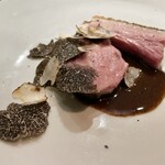 セルサルサーレ - 和歌山県産 猪の炭火焼き 香茸のソース 黒トリュフ 白トリュフ