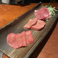 蕃 YORONIKU -  蕃 YORONIKU -