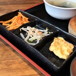 韓国家庭料理 だひゃん - おかず3品