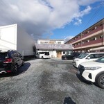 ゆきちゃん - 駐車場、店舗外観