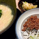 横濱家系ラーメン こころ家 - 