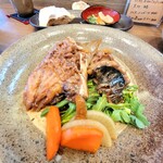 魚屋 典 - ヒラスのアラ炊き。