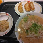 Gyouzano Oushou - 餃子の王将ラーメンセット￥1,108