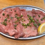 Oosaka Yakiniku Horumon Futago - 上タン塩