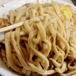 麺's ラッキーパンチ - 極太麺がタレに良く絡んでめちゃくちゃ旨い！