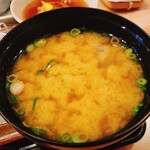 Chiisai Mise Yoshi - 味噌汁