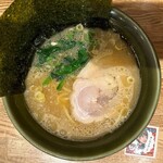 家系ラーメン 幸家 - 