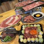 Taishuu Horumon Yakiniku Kemuriki - 