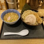 舎鈴 - 231022つけめん並840円+味玉100円熱盛り