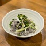 炭火焼肉ホルモンさわいし - センマイ刺し