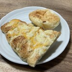 ファラール - 料理写真:焼きフロマージュ＆ごま香るチーズトレス