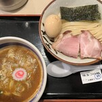 大勝軒 てつ - 味玉つけ麺(1030円)
