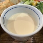 G831 Natural Kitchen & Cafe - 