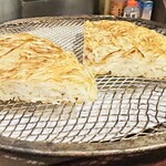 バルハチゴー - コレも前菜の1品"じゃがいものガレット"