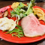 バルハチゴー - この日の前菜盛合せ