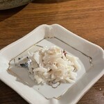 間人温泉郷 海雲館 - 茹でカニの身もほぐしてくれます