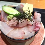 Zen - 海鮮丼　この日は白身！