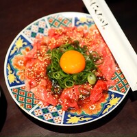 焼肉 にくだらけ - 田村牛のとろける炙りユッケ