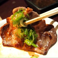 焼肉 にくだらけ - 特選上知床牛タン塩