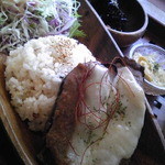 アリーカフェ - 今週のメインは「なすの肉味噌チーズ焼き」