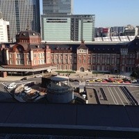 鉄板焼 天 本丸 - レストランから東京駅を撮る