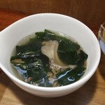 キッチン ブルー グローブ - わかめと茸スープ