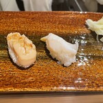 鮨 歴々 金沢駅店 - 煮ホタテ　バイ貝
