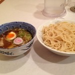 頑者 - 味玉つけ麺、大盛り、あつもり！  今日は寒いねええええ！  麺の味わいもあつもりにすると変わるね  