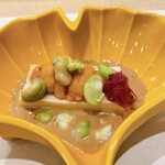 蕎麦割烹  倉田 - 胡麻豆腐、馬糞海胆、長岡京産黒豆、胡桃味噌と白味噌ソース