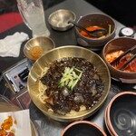 赤坂韓国料理・焼肉 兄夫食堂 - 