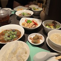 廣東料理 民生 ヒルトンプラザウエスト店 - 