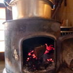 そば切 雨耕庵 - 2013.10　薪ストーブもついています＾＾