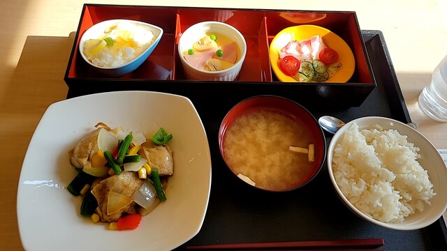 NTT Higashi Nihon Sapporo Byoin Shokudo photo 2