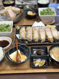 Kurobuta No Yakata - ■黒豚特上ロースかつ定食¥3,300