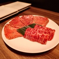 焼肉うしごろ 新宿三丁目店 - 