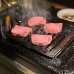 Kokusankuroge Wagyuu Kenkou Bishoku Yakiniku Tomochan - 