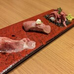 やきにく 飛牛 - 