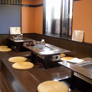 You can relax at the table with a carved kotatsu table.