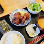 ひびき ハナレ - 唐揚げ定食