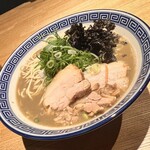 豚骨醤油 三輪 - 