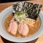 豚骨醤油 三輪 - 