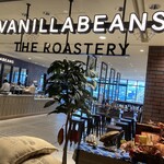 バニラビーンズザロースタリー ハンマーヘッド - 左手前のレジにて「TAB LABO」を注文。