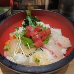 Tsukiji Sushichou - 朝限定 特製づけ丼 759円。